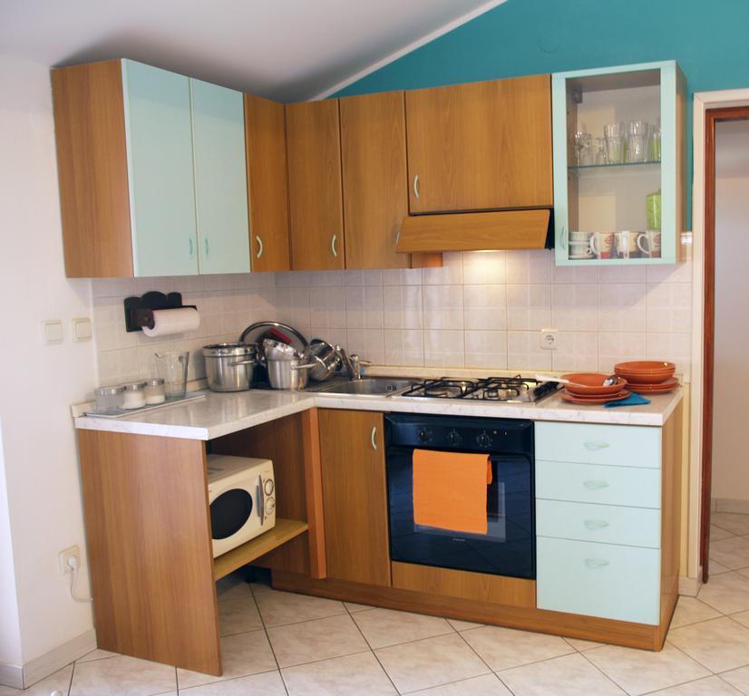 Family Friendly Apartments Pula Rum bild